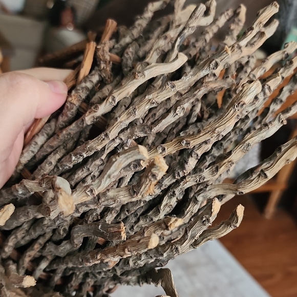 Vintage Handmade Rustic Bird's Nest Twig Decorative Basket With Twisted Handle - Picture 4 of 11